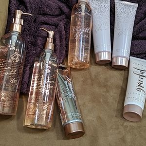 6 total!! Body cream and body wash bundle